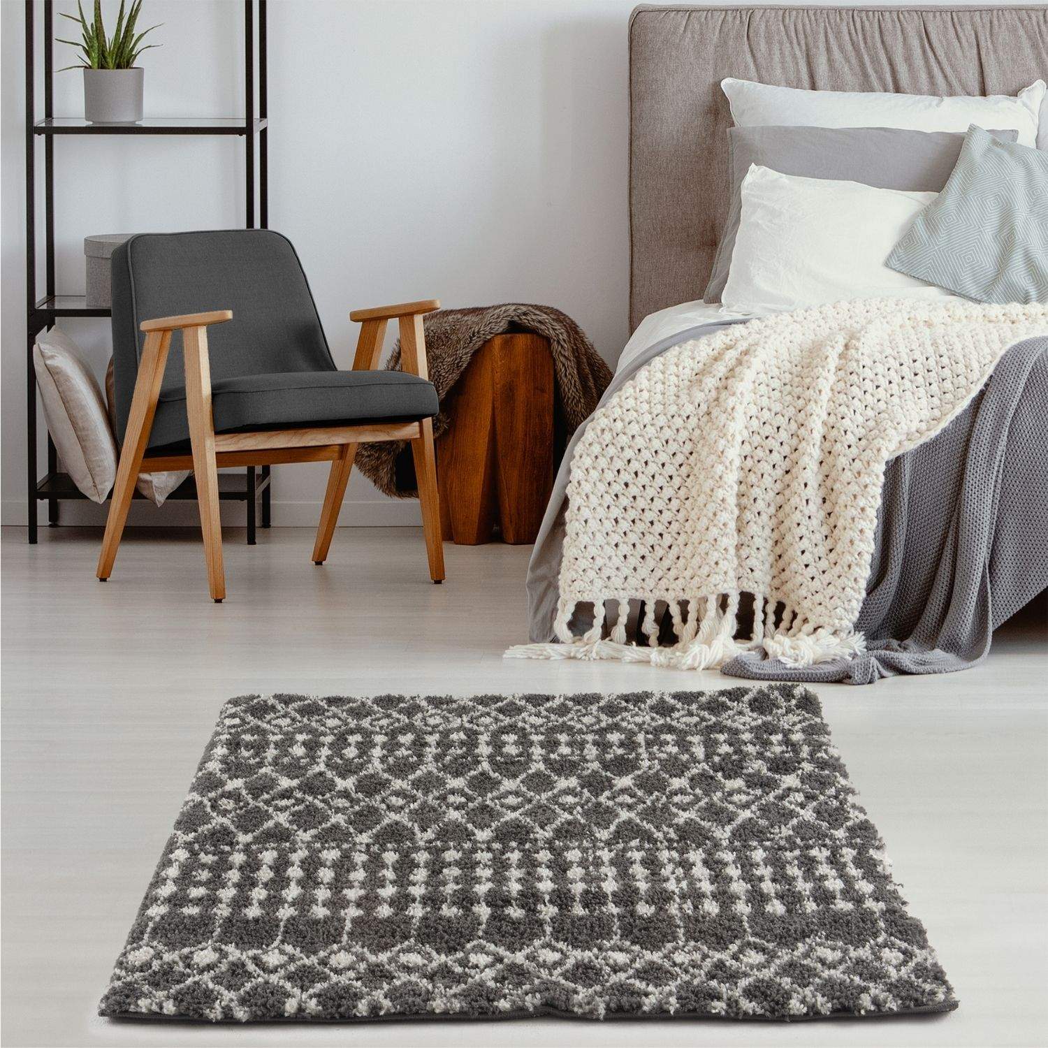 Moroccan Dark Grey  Shaggy Rug | 1040