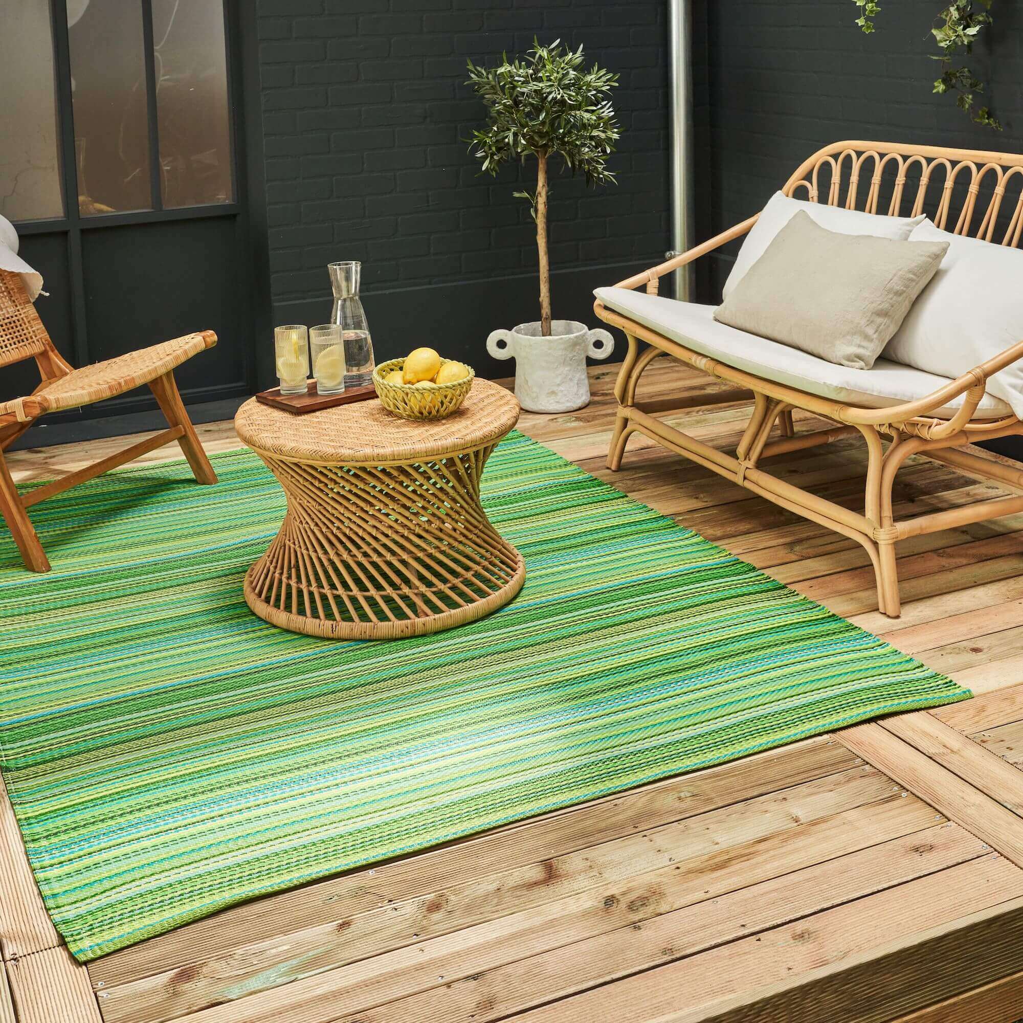 Rainbow Outdoor Rug Green | 1020
