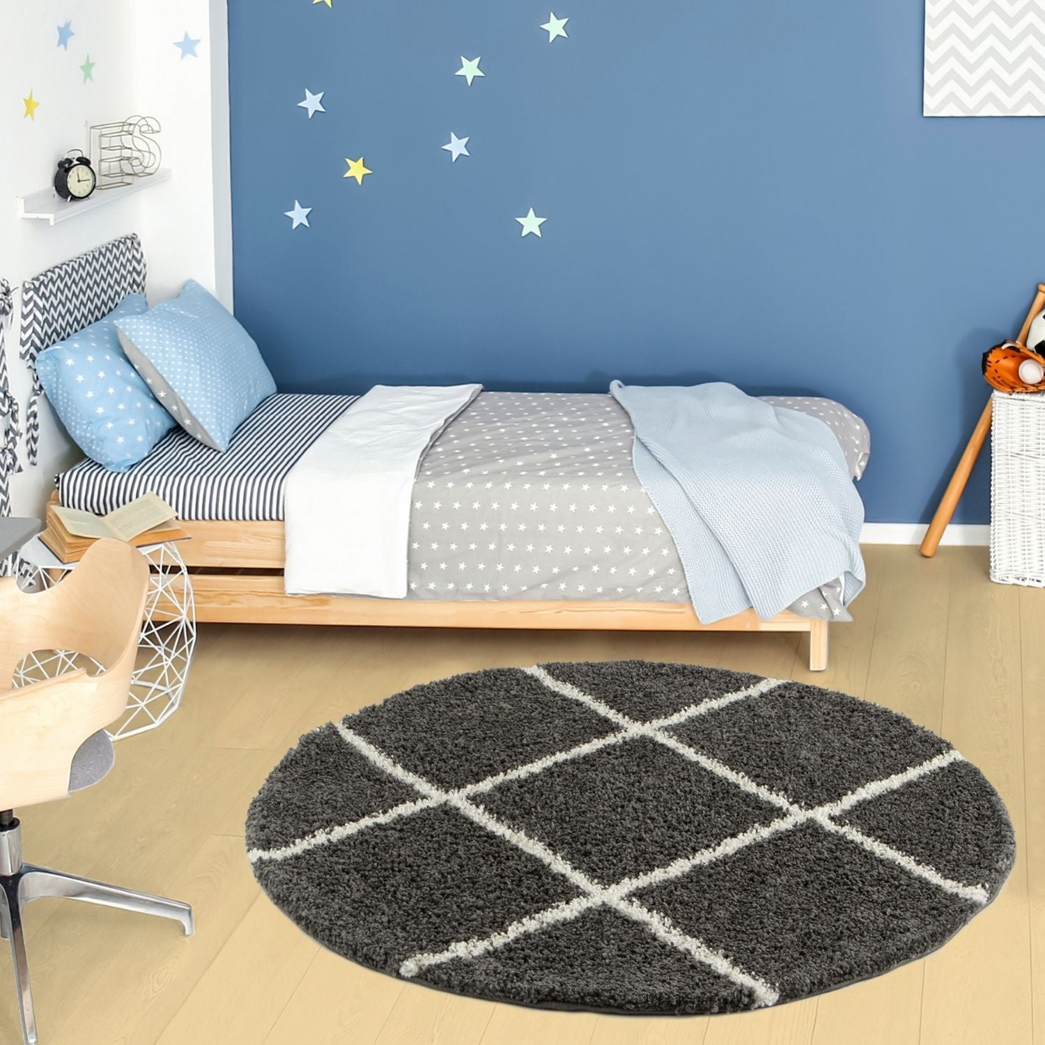 Moroccan Dark Grey Shaggy Rug | 540