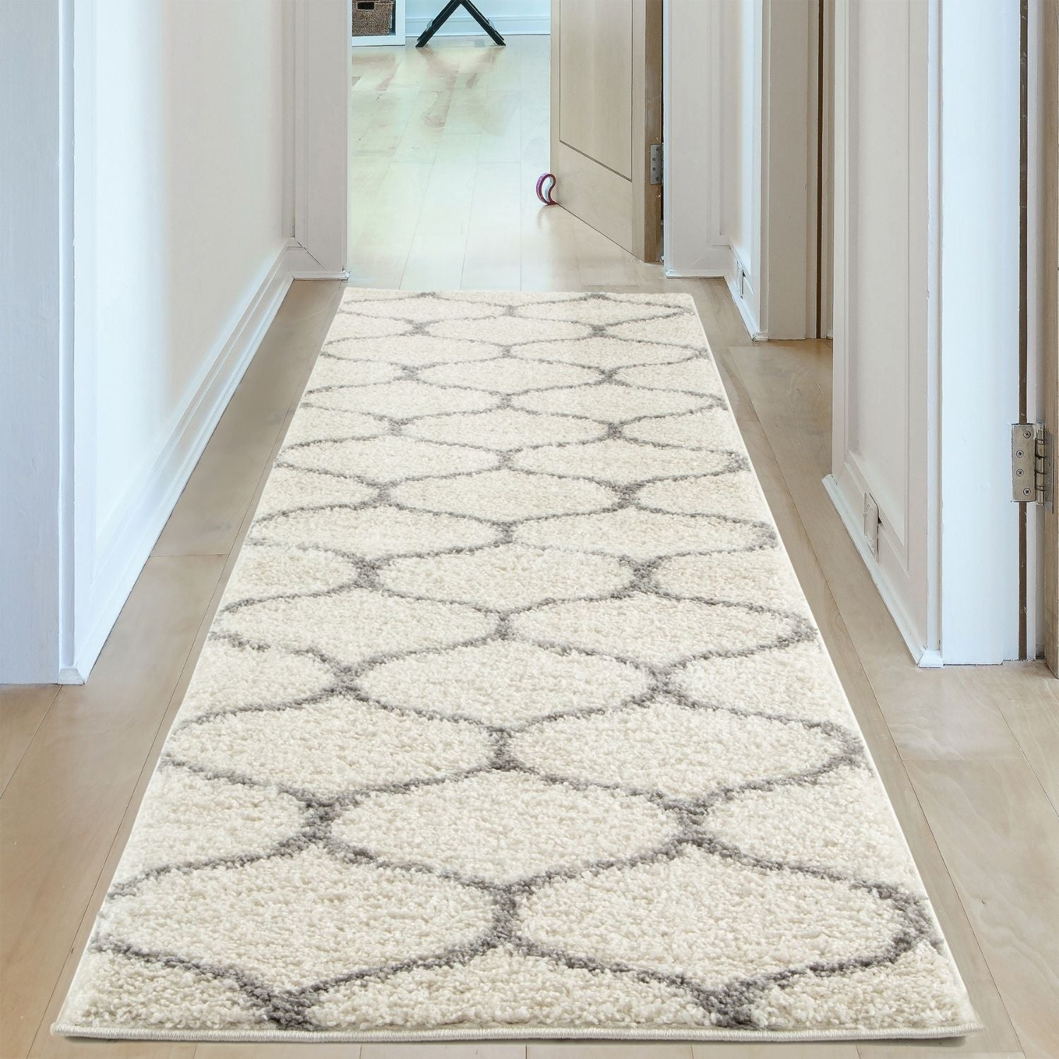Moroccan Ivory Shaggy Rug | 600