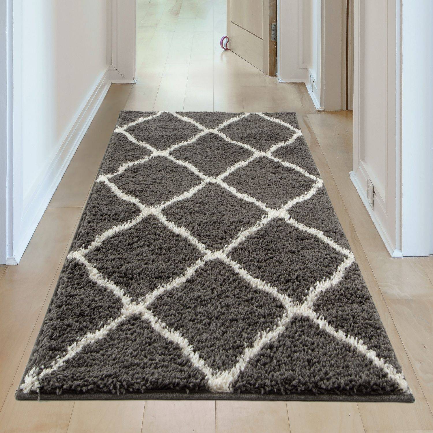 Moroccan Dark Grey Shaggy Rug | 740