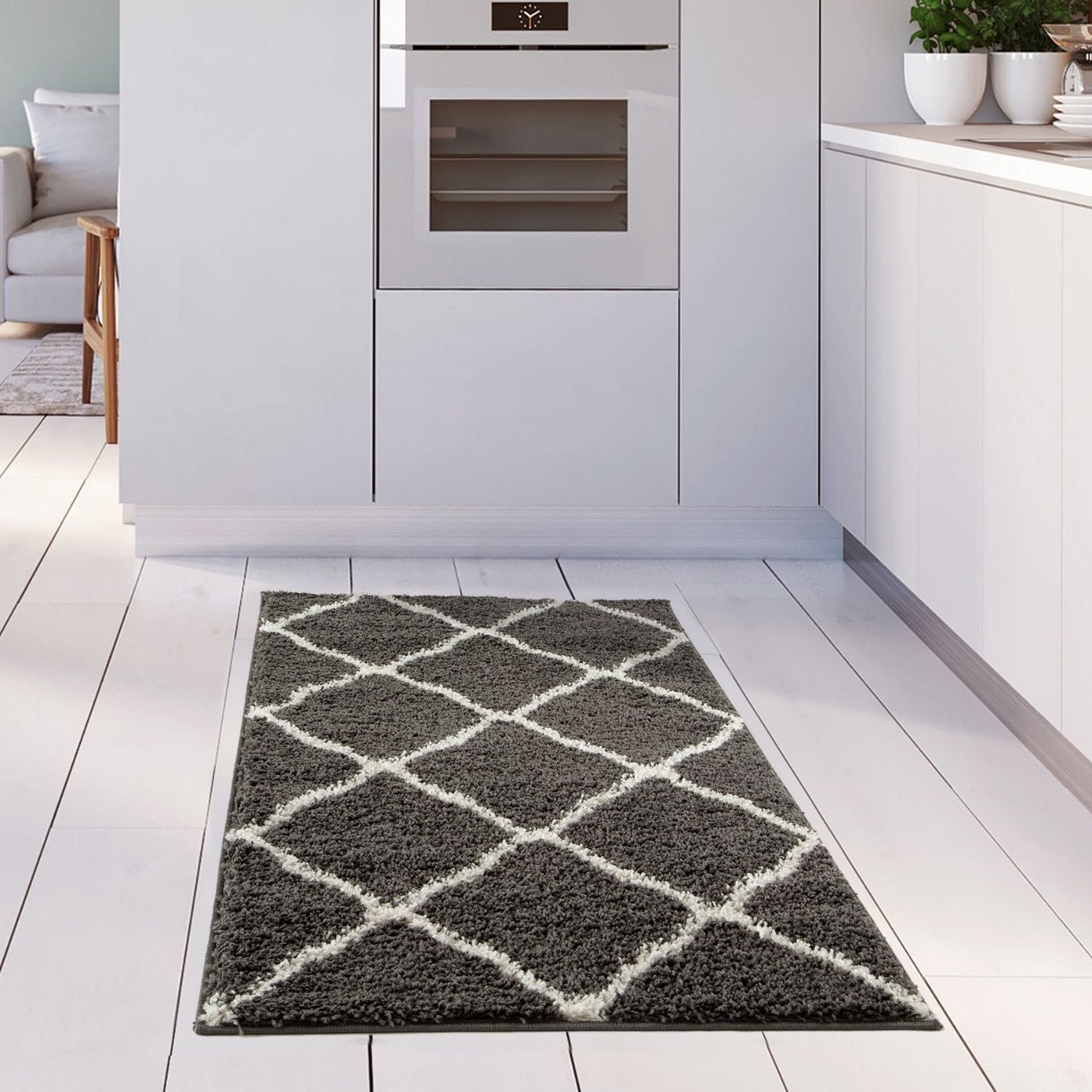 Moroccan Dark Grey Shaggy Rug | 740