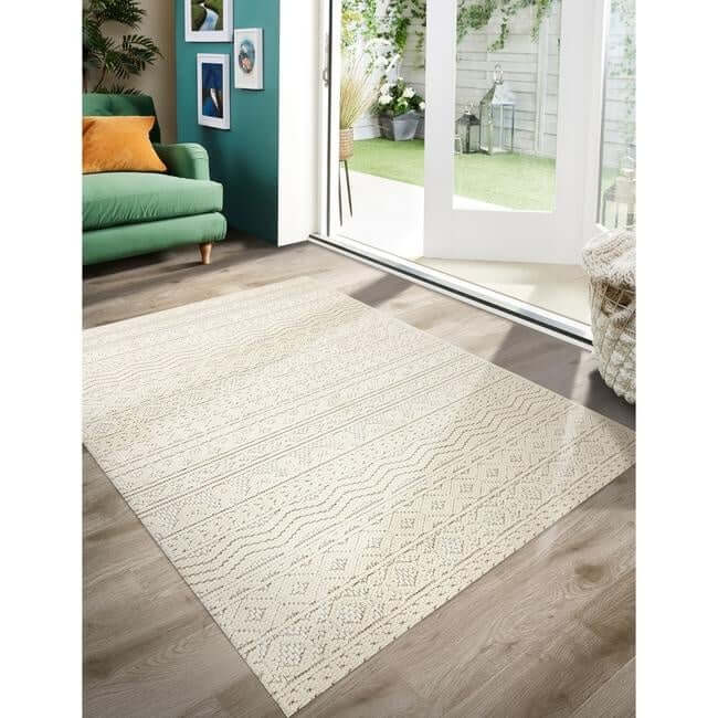 Rustic Rug Geometric Design