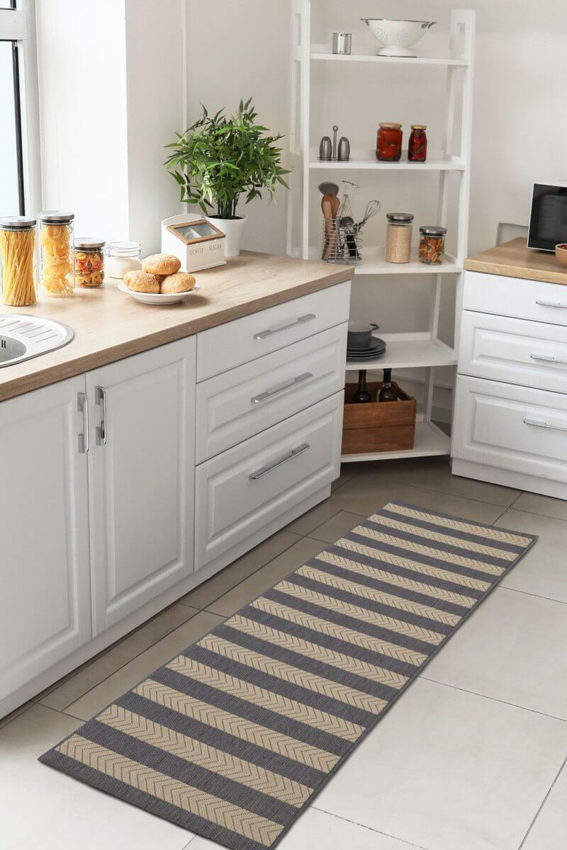 County Stripe Rug – Indoor/Outdoor Use