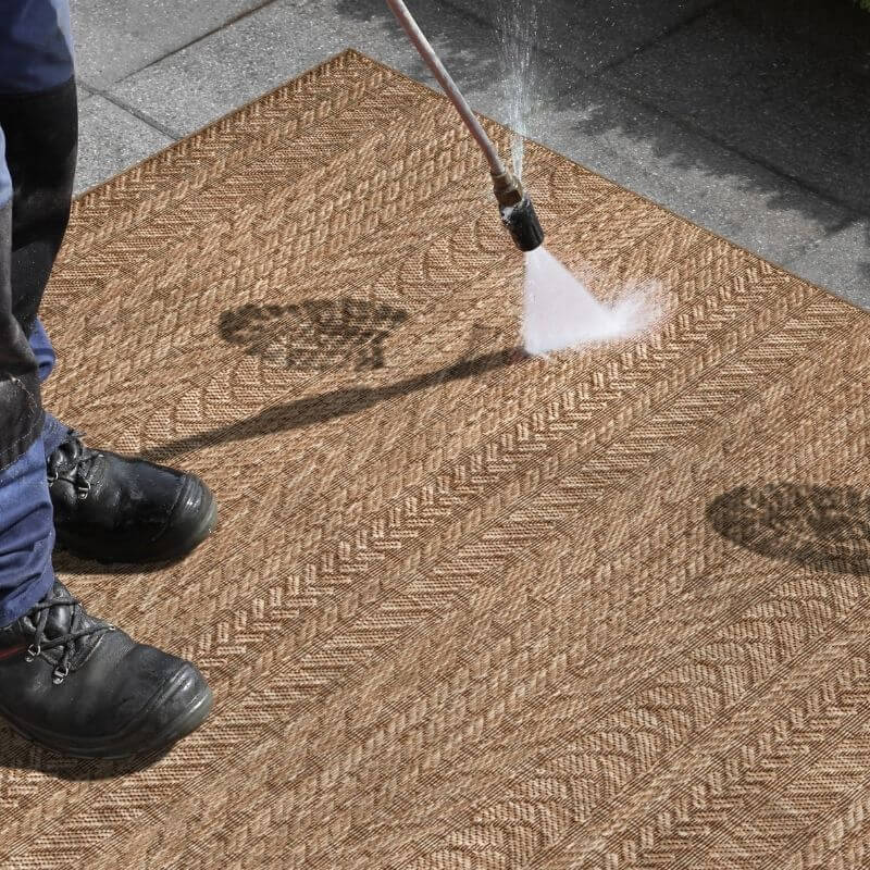 Indoor Outdoor Granado Rug – Chevron Design