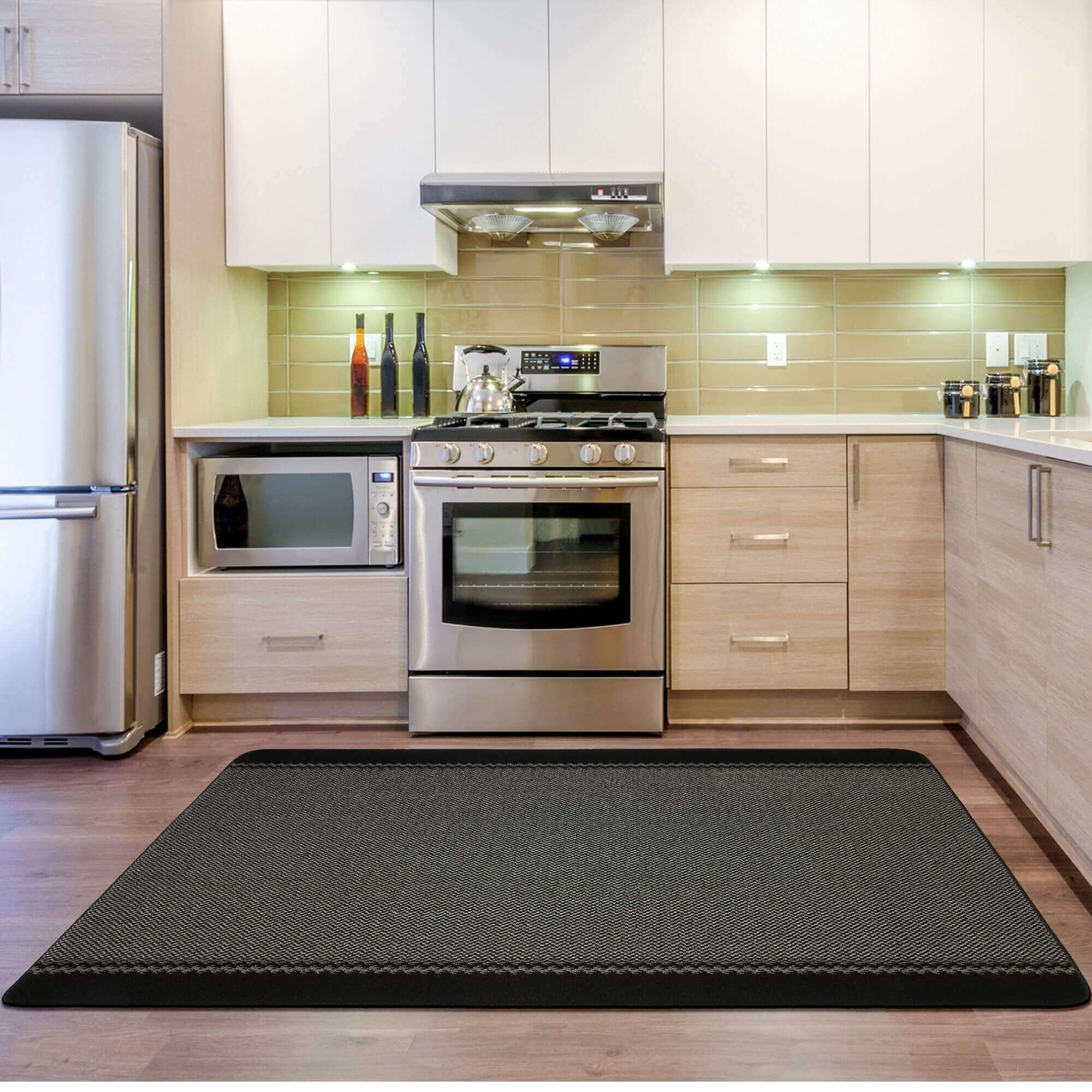 Washable Bordered Black Rug | 116Bl