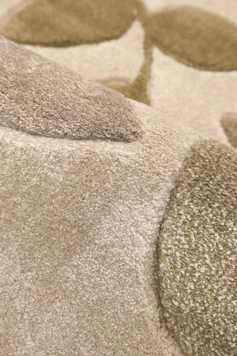 Newport Leaf Rug – Hand-Carved Floral Design