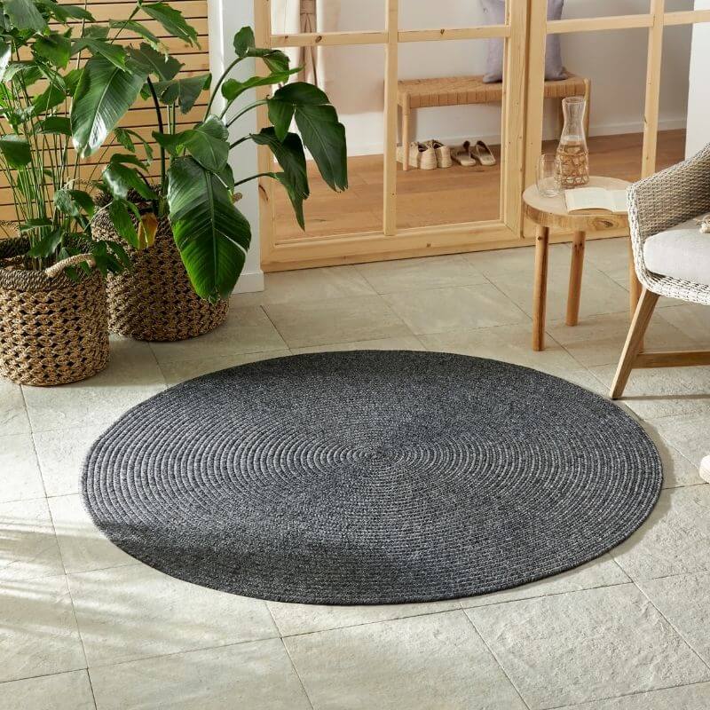 Indoor Outdoor Trenzado Rug – Bordered Plain Design