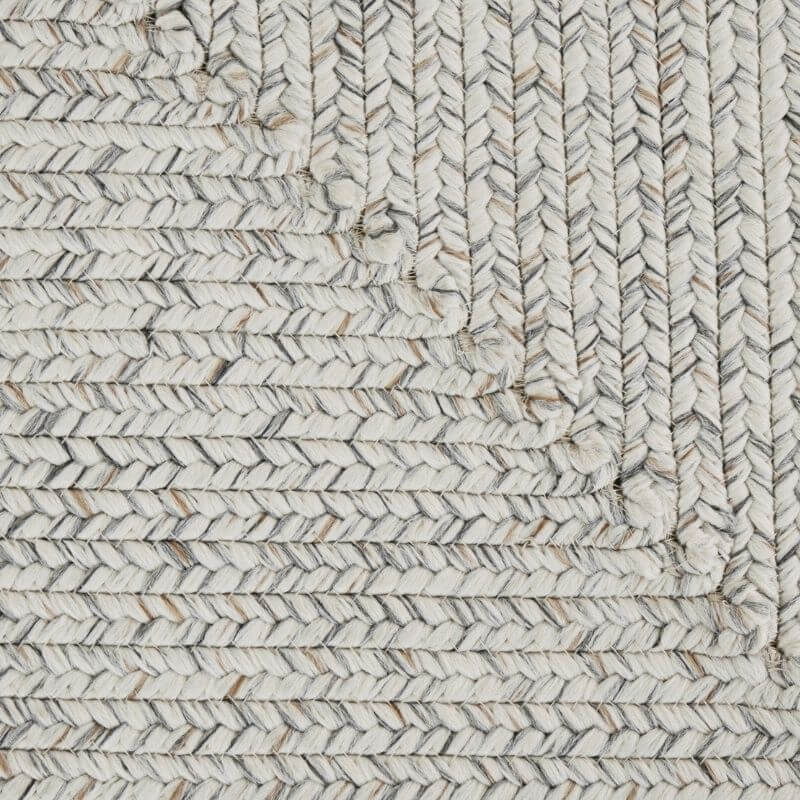 Indoor Outdoor Trenzado Rug – Bordered Plain Design