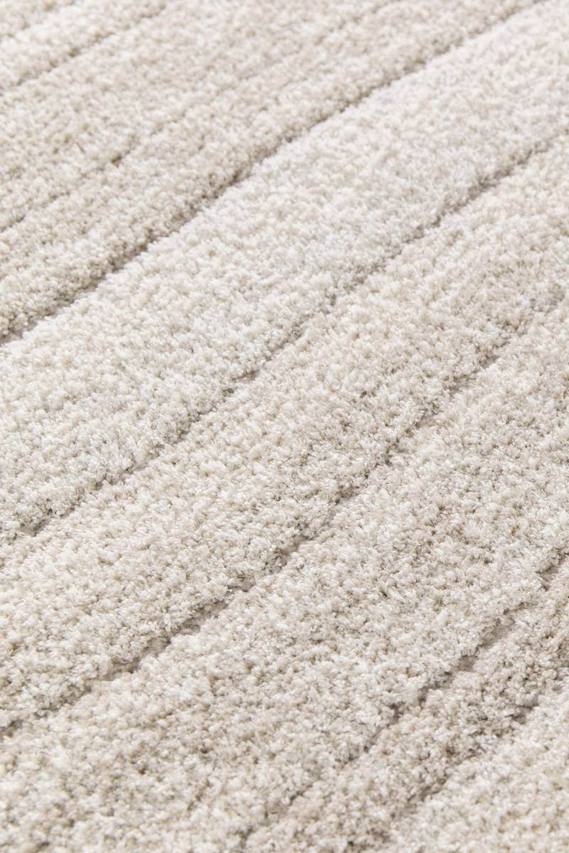 Pure Cream Rug – Soft 3D Texture Abstract Design