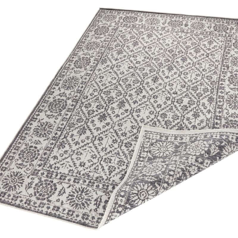 Reversible Indoor-Outdoor Curacao Rug