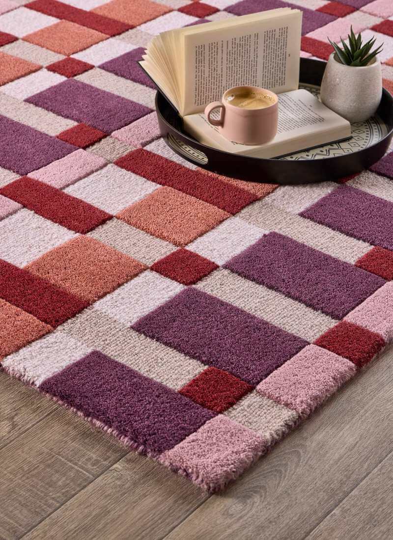 Hand-Carved Wool Geometric Rug – Multicolour