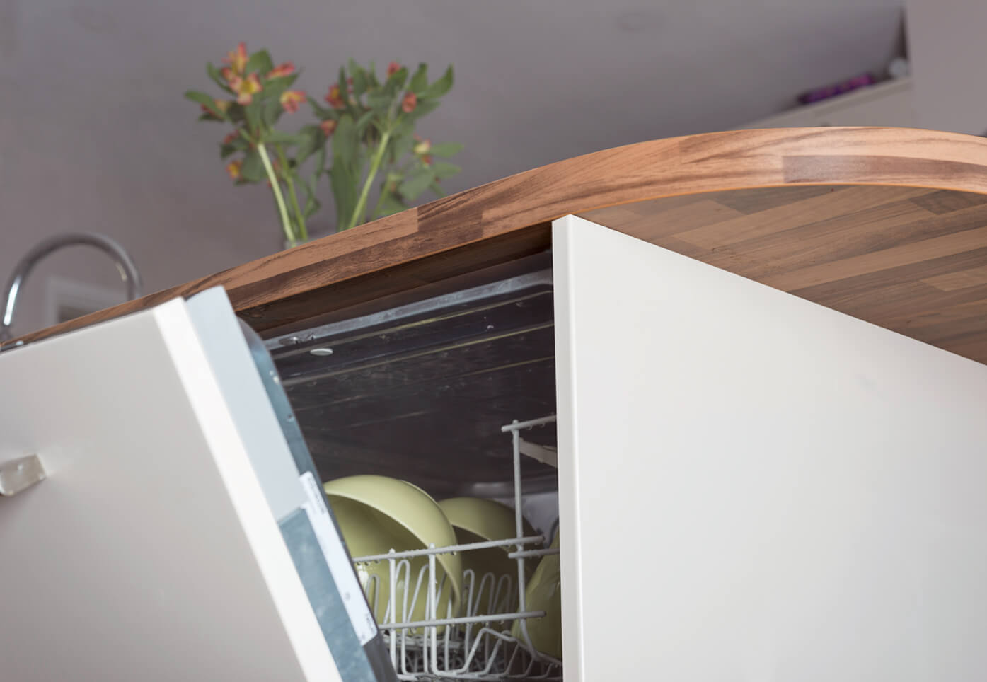 Walnut Block Square Edge Laminate Kitchen Worktop 22mm
