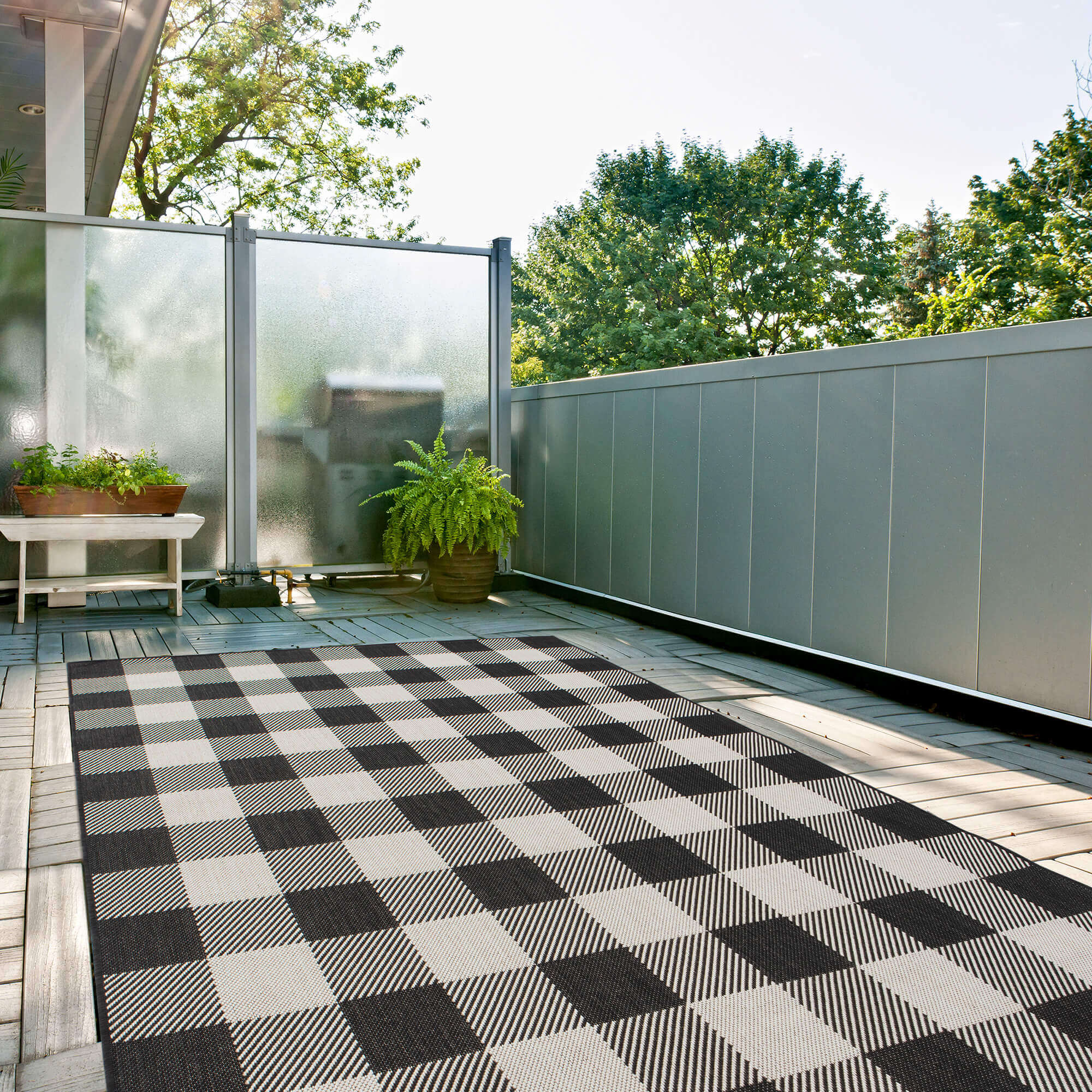 Ecology Outdoor Rug Black | 700BL