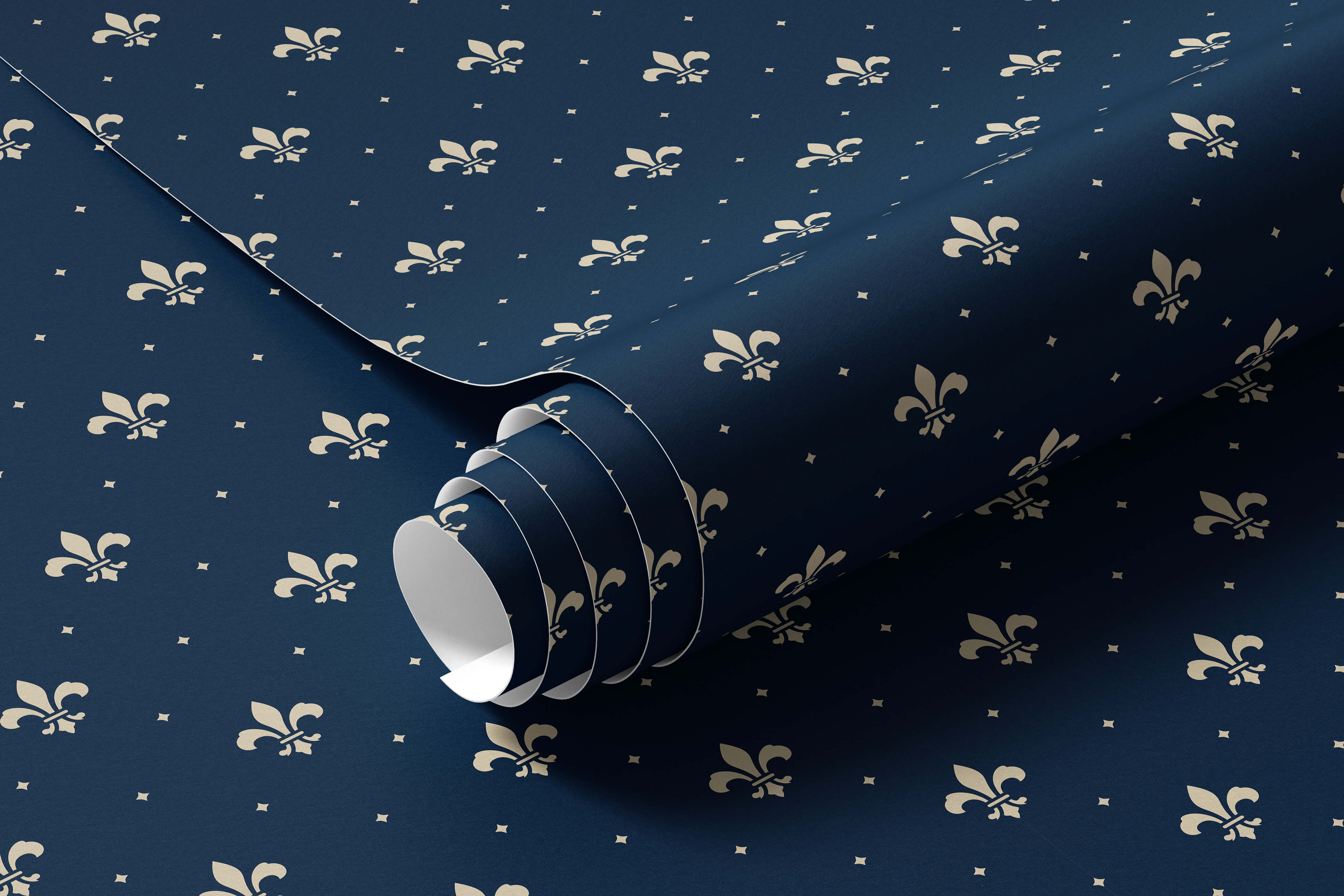 Bobbi Beck Duke Patterned Luxury Wallpaper