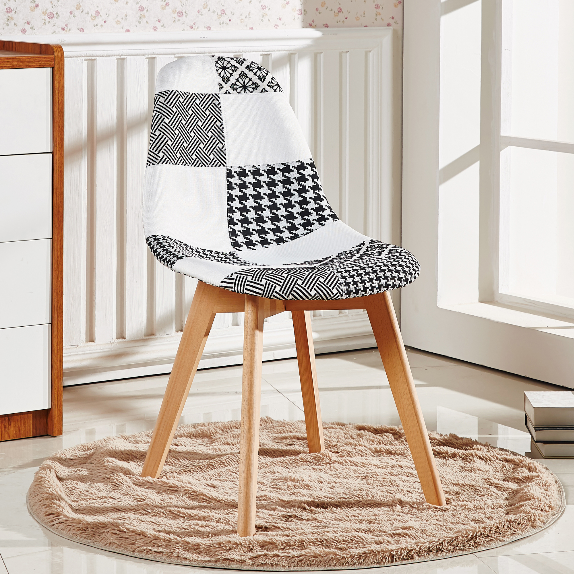 5PCs Dining Set - a Halo Dining Table & Set of 4 Black/White Tulip Patchwork Accent Chairs