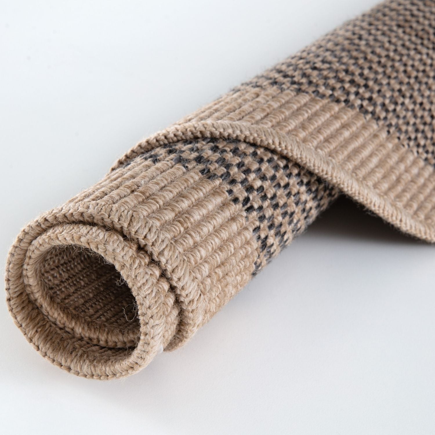 Nature Outdoor Rug Dark Grey | 5200DG