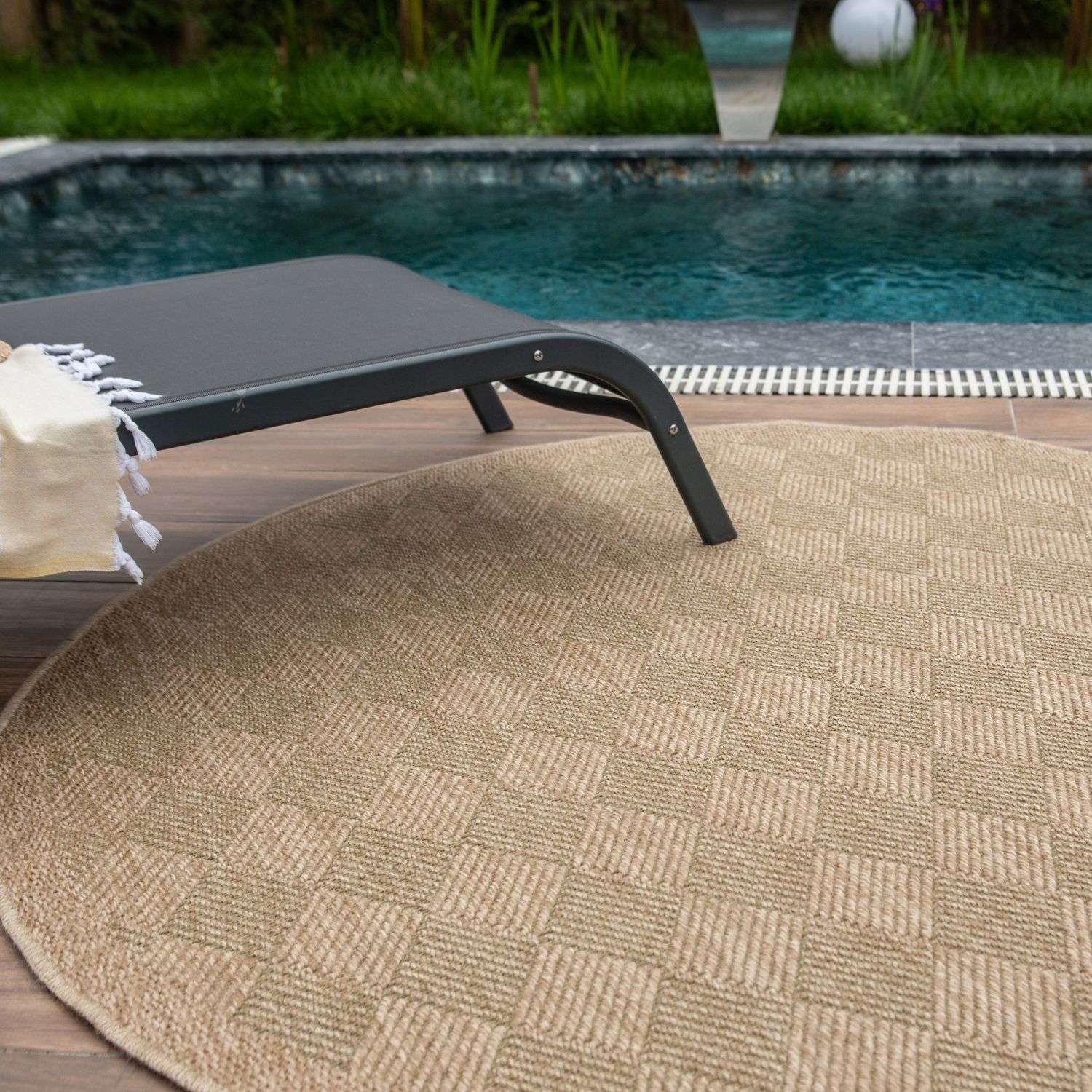 Nature Outdoor Rug Green | 5300G