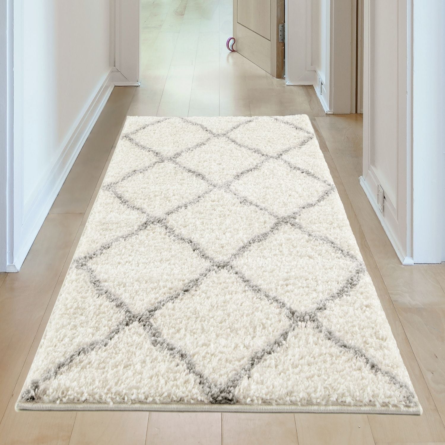 Moroccan Ivory Shaggy Rug | 700