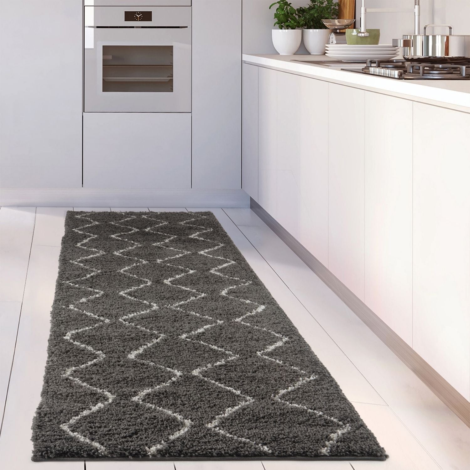 Moroccan Dark Grey Shaggy Rug | 840