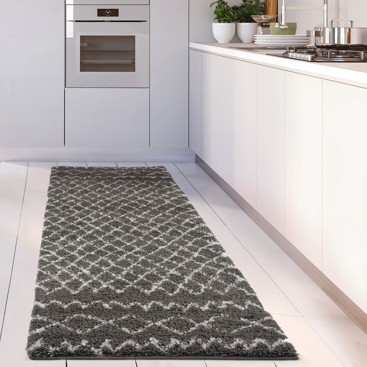 Moroccan Dark Grey Shaggy Rug | 940