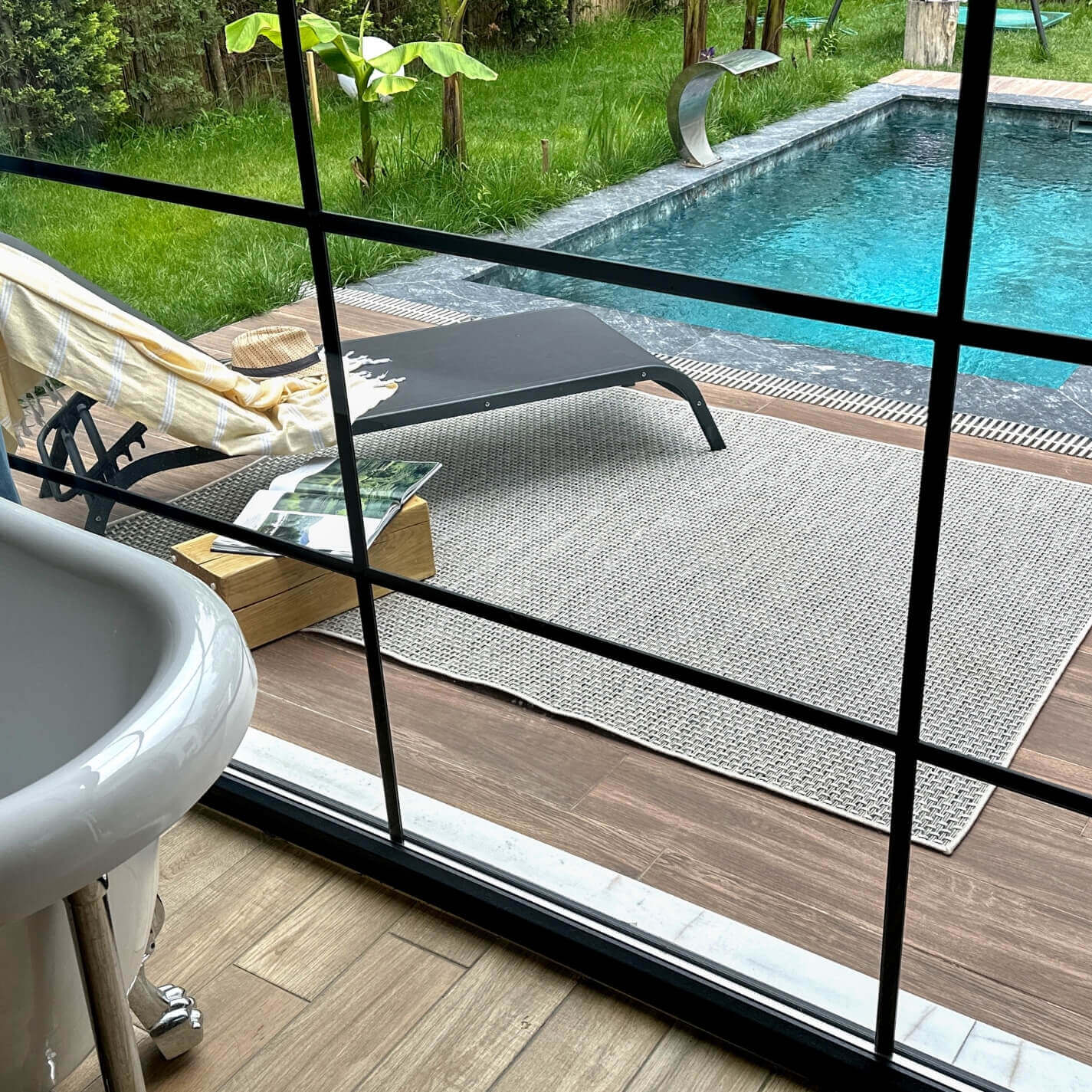 Magic Outdoor Rug Cream | 3610