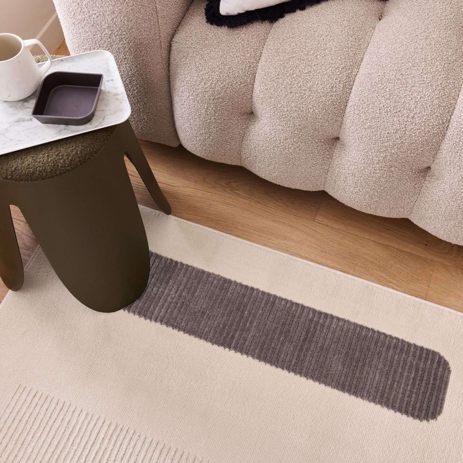 Aura Collection Rug Glide in Grey