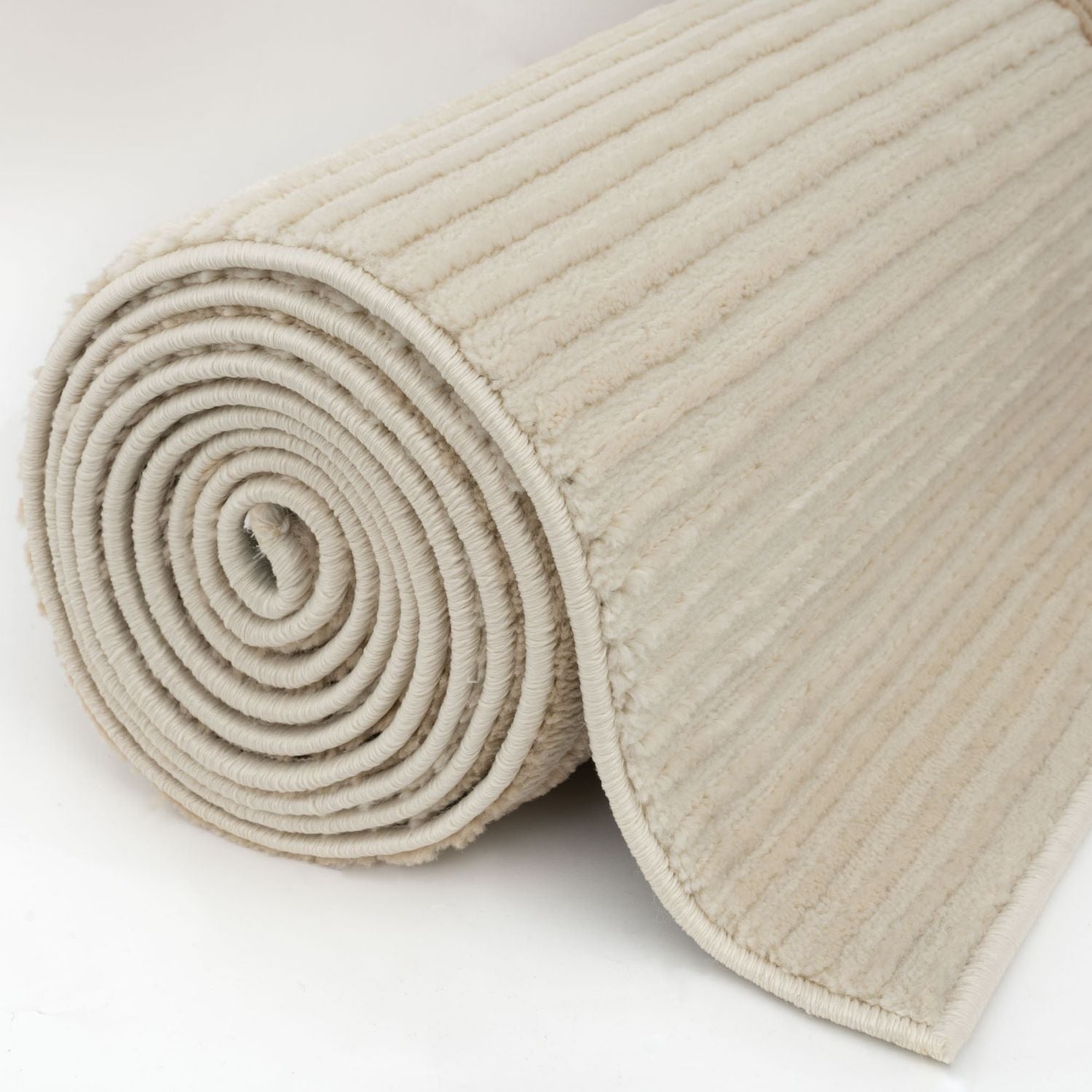 Aura Collection Rug Pearl in Cream