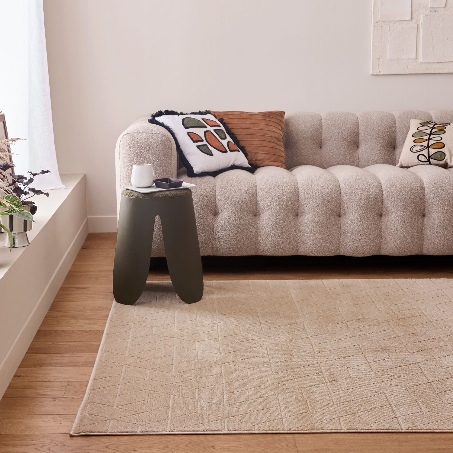 Aura Collection Rug Prism in Beige
