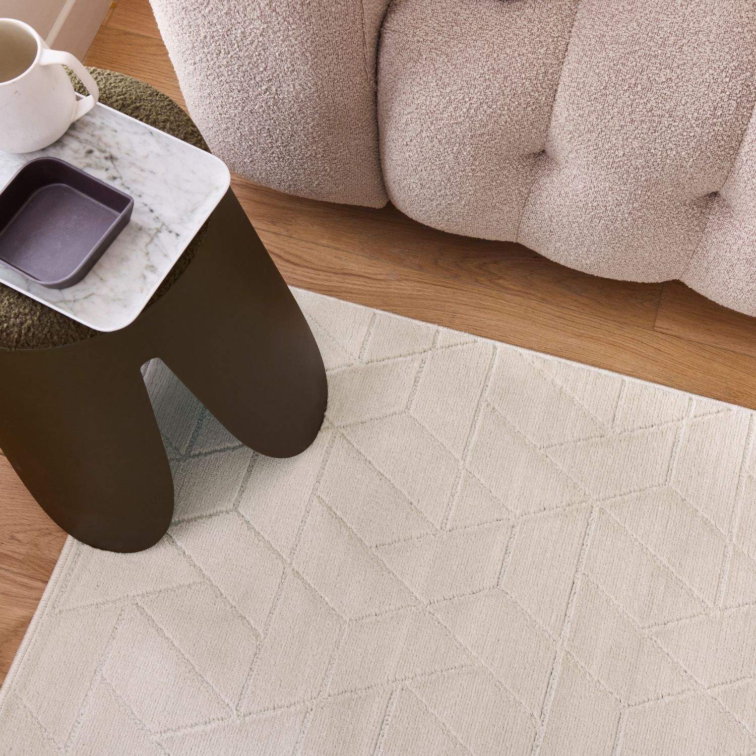 Aura Collection Rug Zenith in Cream