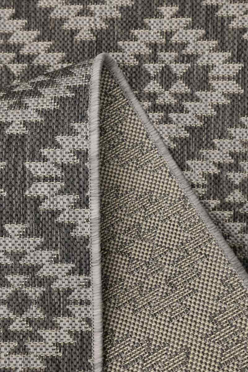 County Genesis Rug Diamond Design – Indoor/Outdoor Use