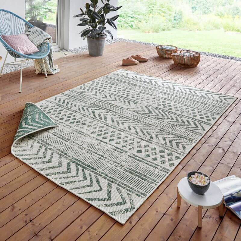 Reversible Geometric Indoor-Outdoor Flatweave Rug