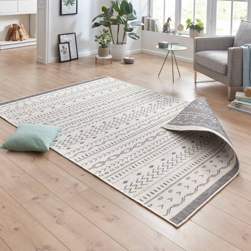 Kuba Reversible Indoor-Outdoor Rug