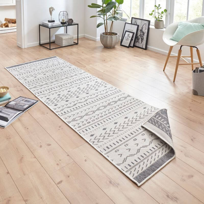 Kuba Reversible Indoor-Outdoor Rug