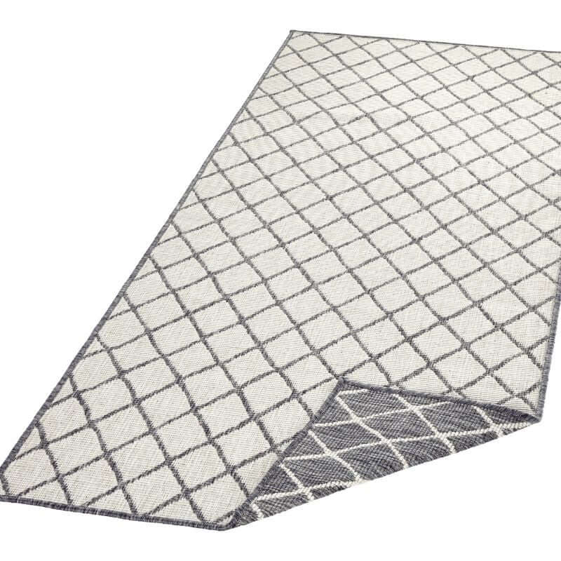 Reversible Indoor-Outdoor Geometric Flatweave Rug